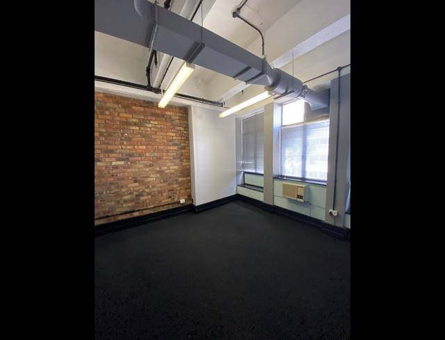 140M² OFFICE TO LET IN CAPE TOWN CITY CENTRE